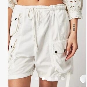 Free People Moon Bay Parachute Cargo Shorts Optic White. Size Medium EUC